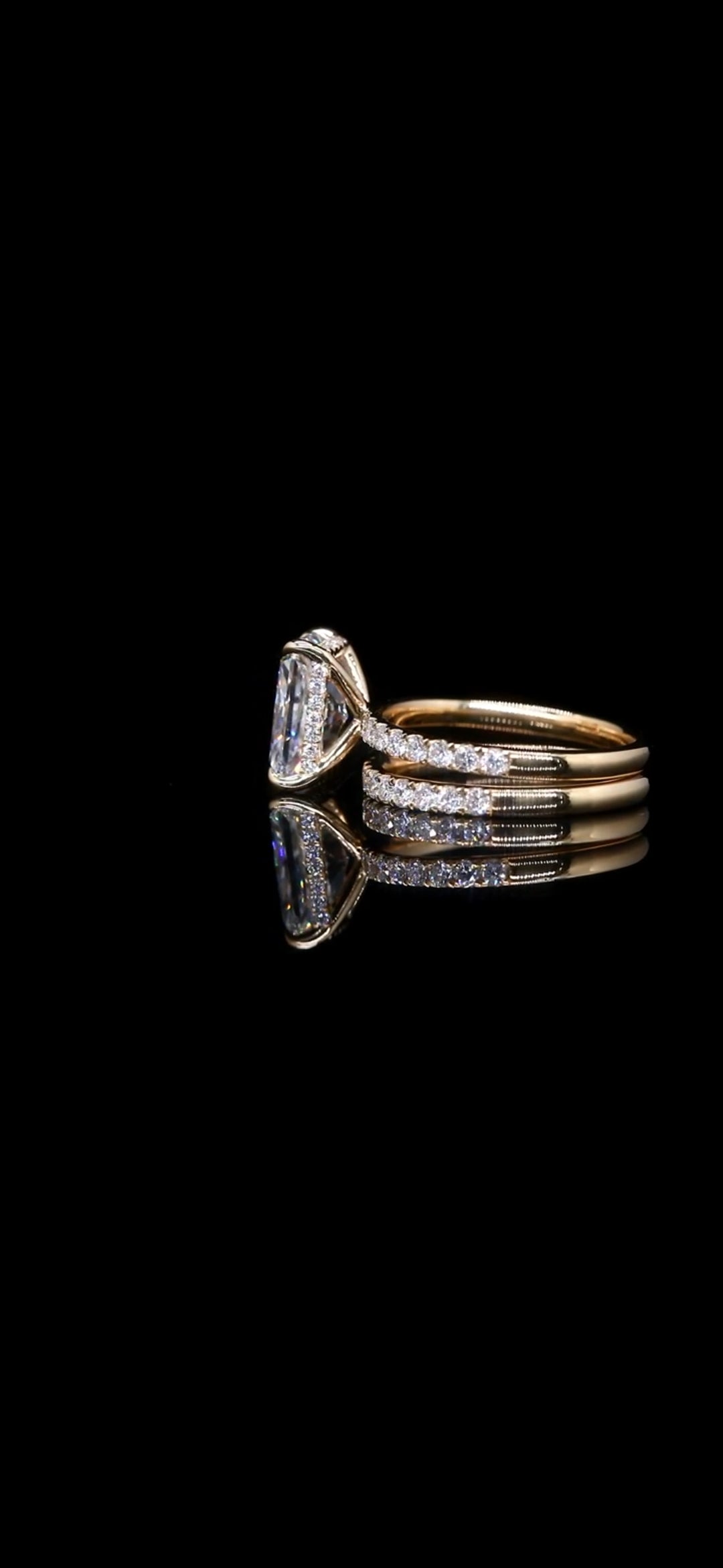 Radiant Cut Diamond VVS2 E 4.58 TCW Engagement Ring / Wedding Set – 14K Yellow Gold
