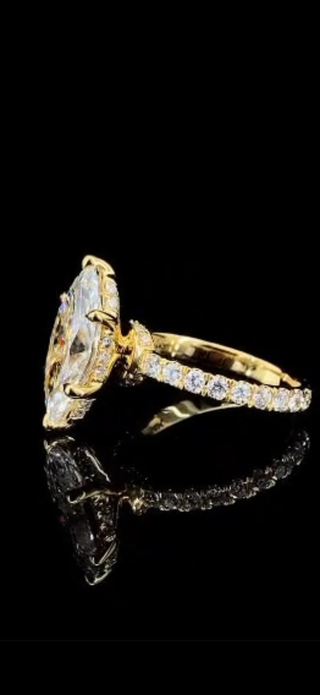 3.53 Carat Center 4.53 TCW  VS1 | E Color | IGI Certified | 14K Gold
